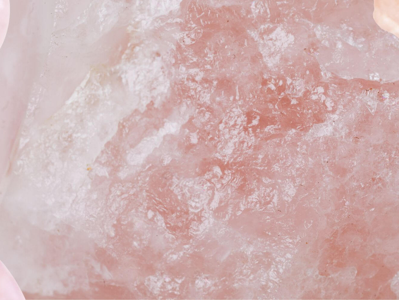 Rozenkwarts sieraden voor Moederdag