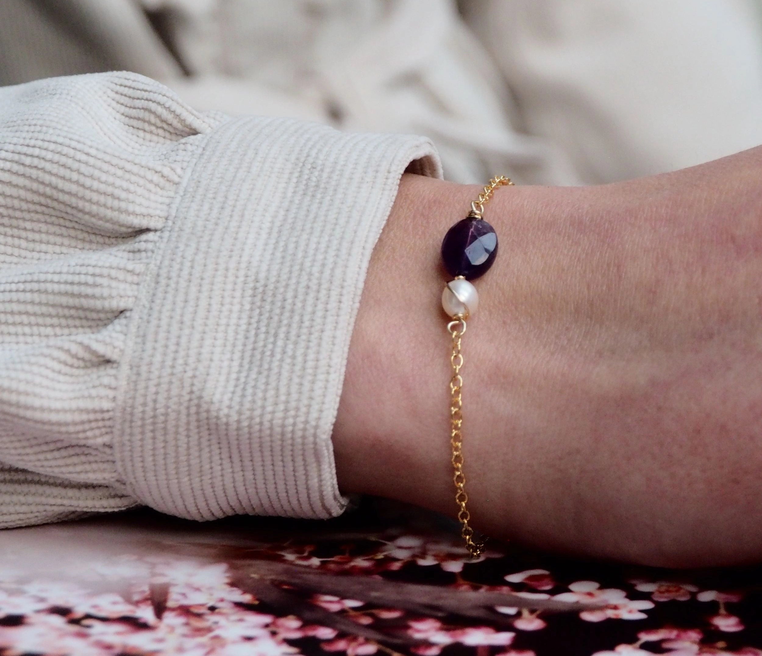 Armband edelsteen amethist, geboortesteen van februari