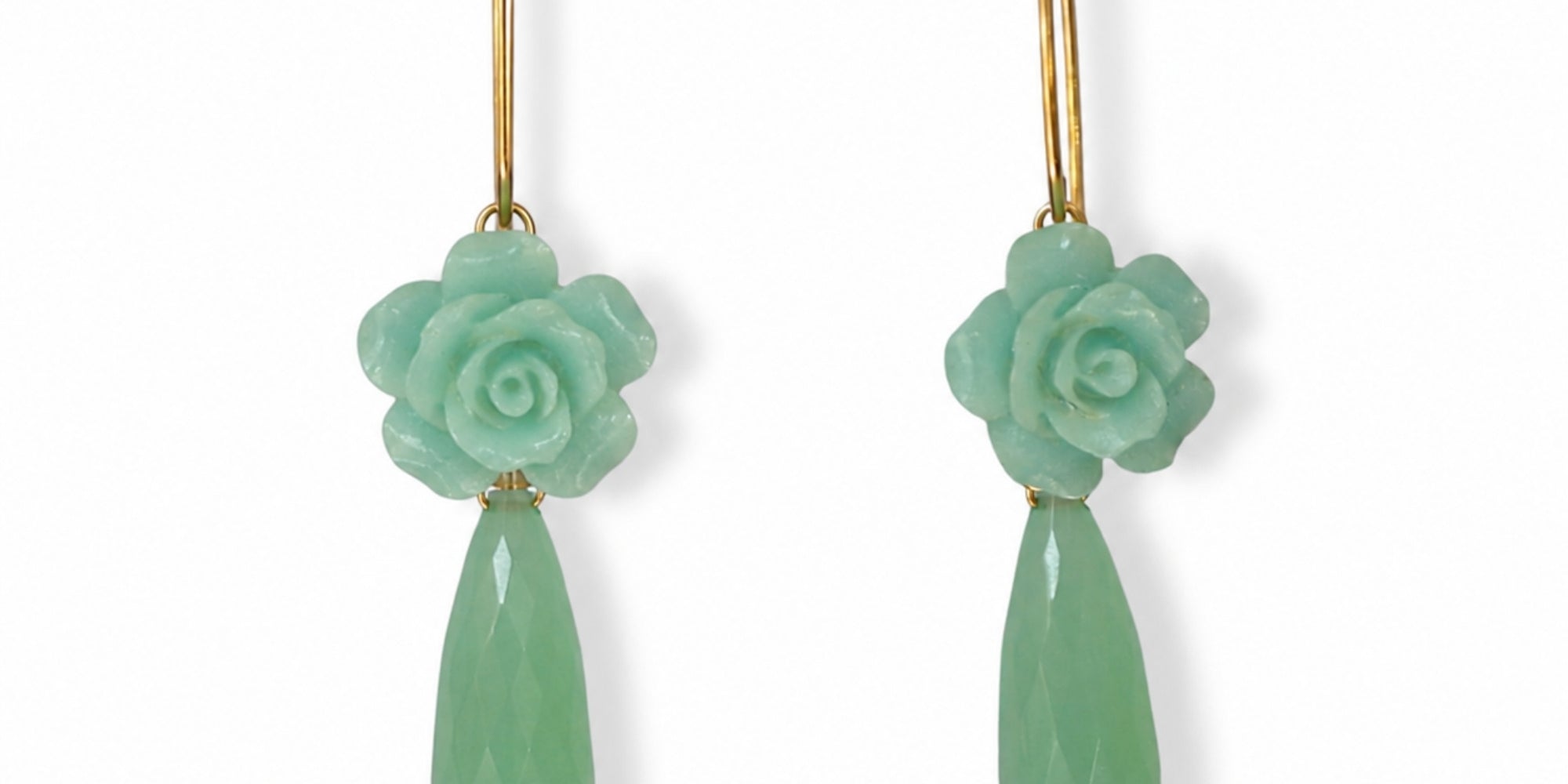 Elipse oorbellen met bloemen en chrysoliet pegels Oorbellen - Jewels with Flair