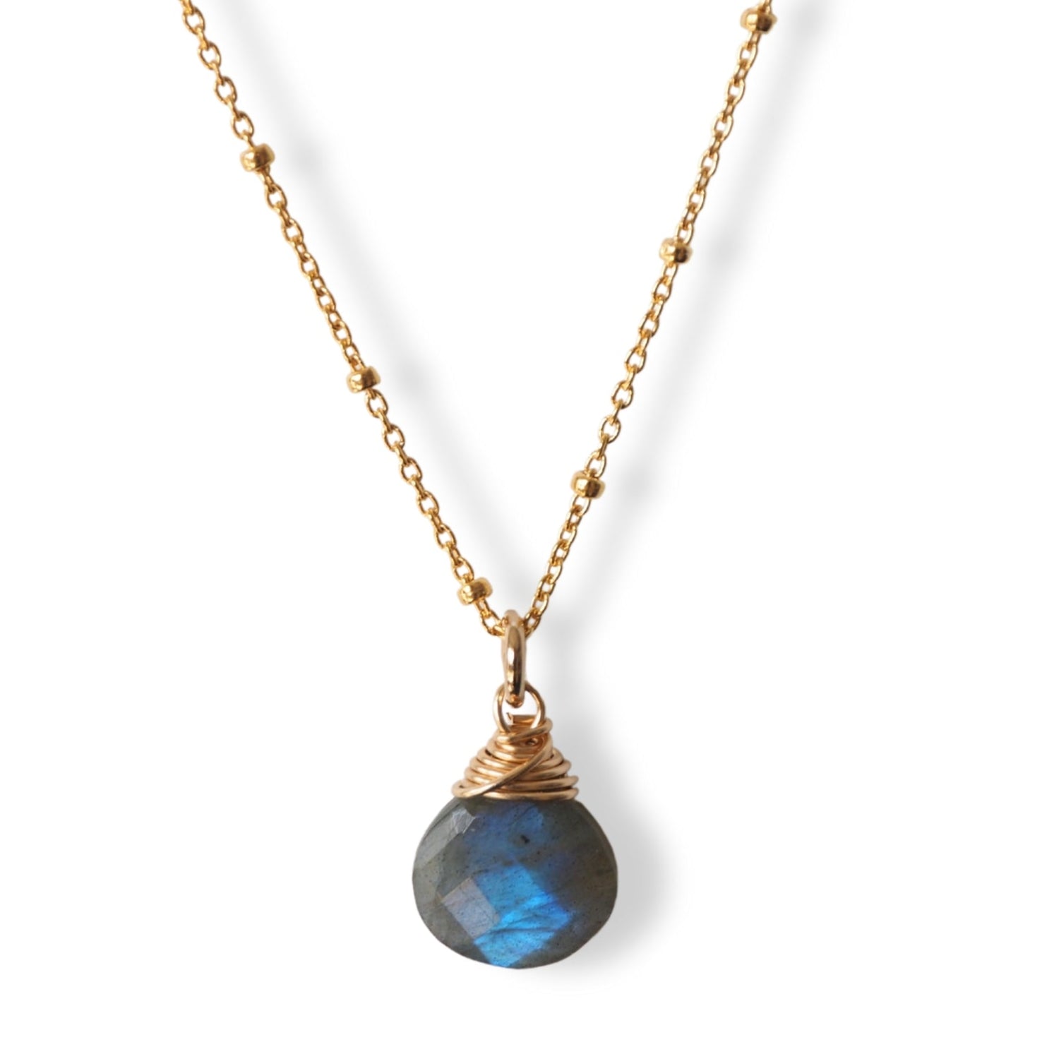 halsketting met labradoriet druppel in goudkleur (gold filled)