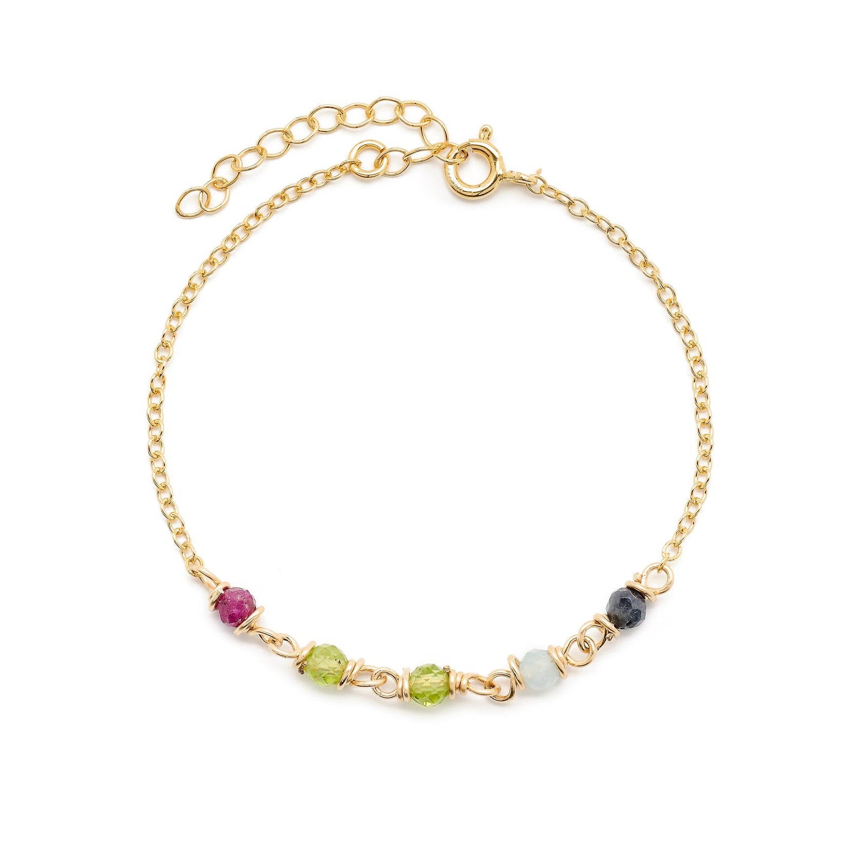 Geboortesteen armband om zelf samen te stellen. Gepersonaliseerde geboortesteenarmband met gouden schakels en edelstenen naar keuze