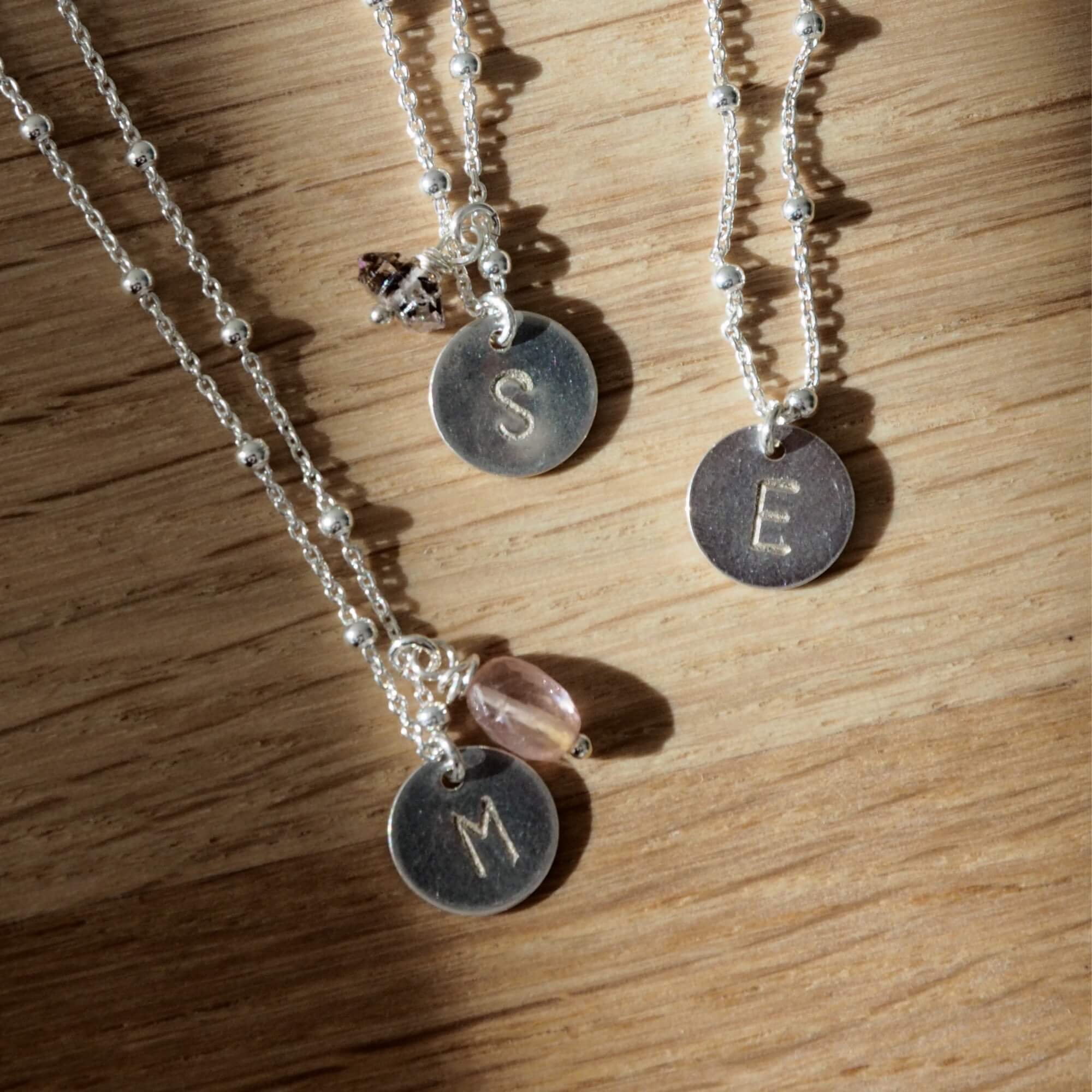 Gepersonaliseerde Ketting met Initiaal en Geboortesteen maatwerk - Jewels with Flair