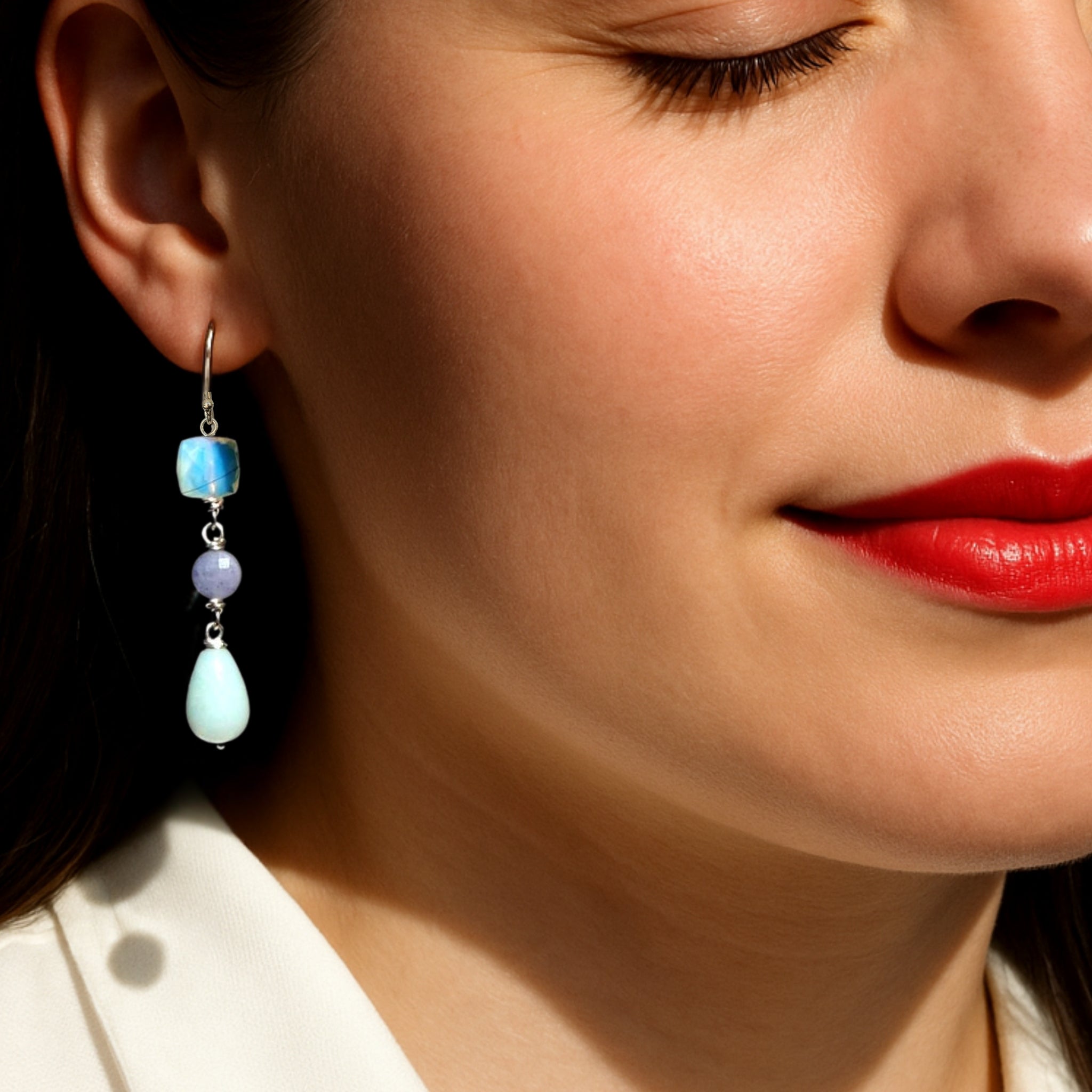 Lange oorbellen met edelsteen aquamarijn, amazoniet en hydro quartz in sterling zilver of gold filled