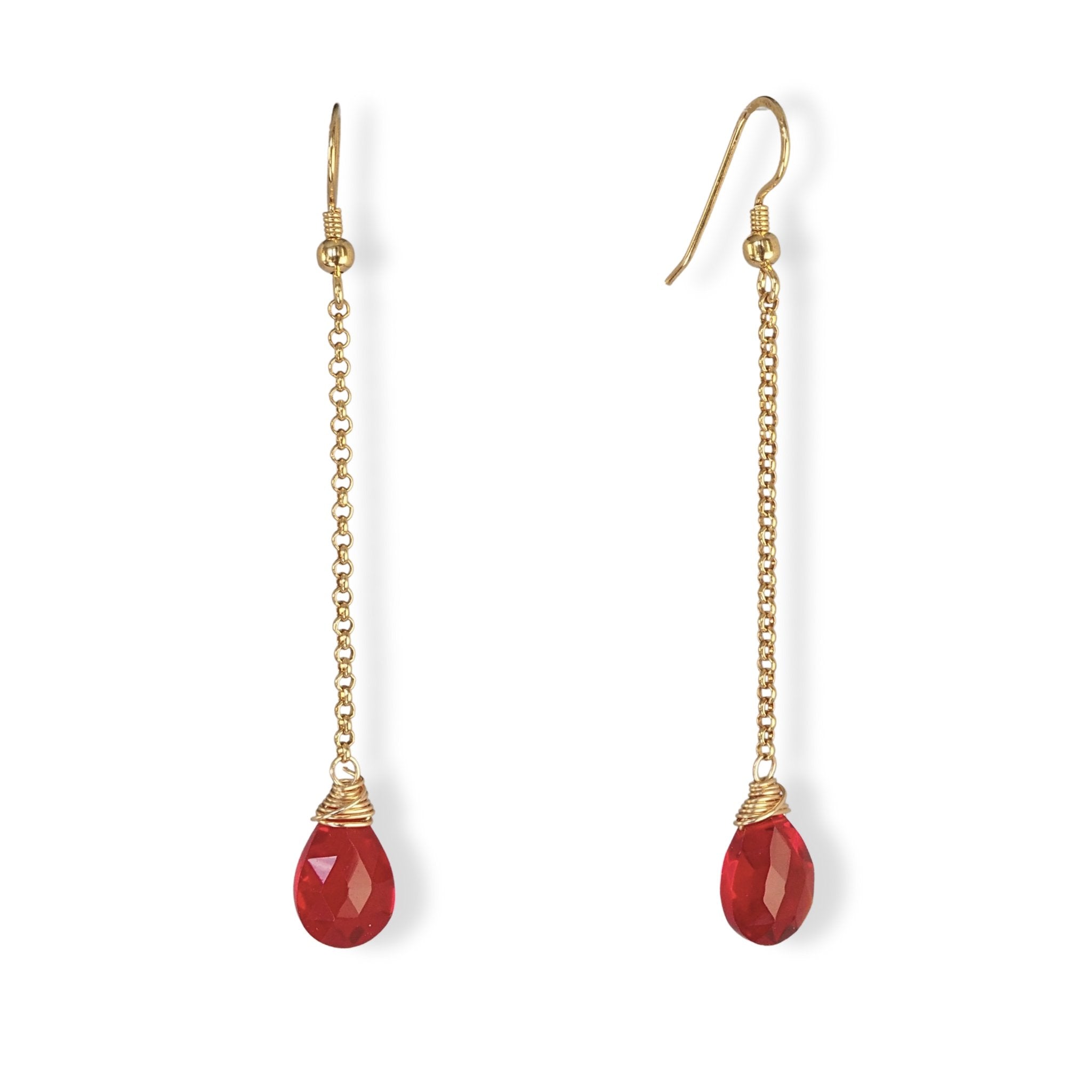 Maxima oorbellen met rode glaskristal druppels