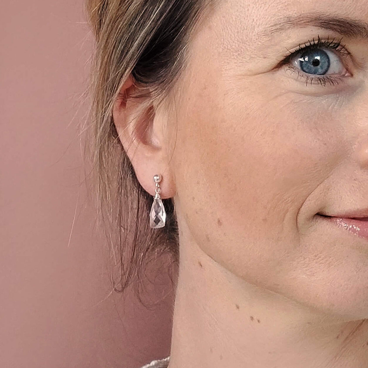 Oorbellen bergkristal oorbellen - Jewels with Flair