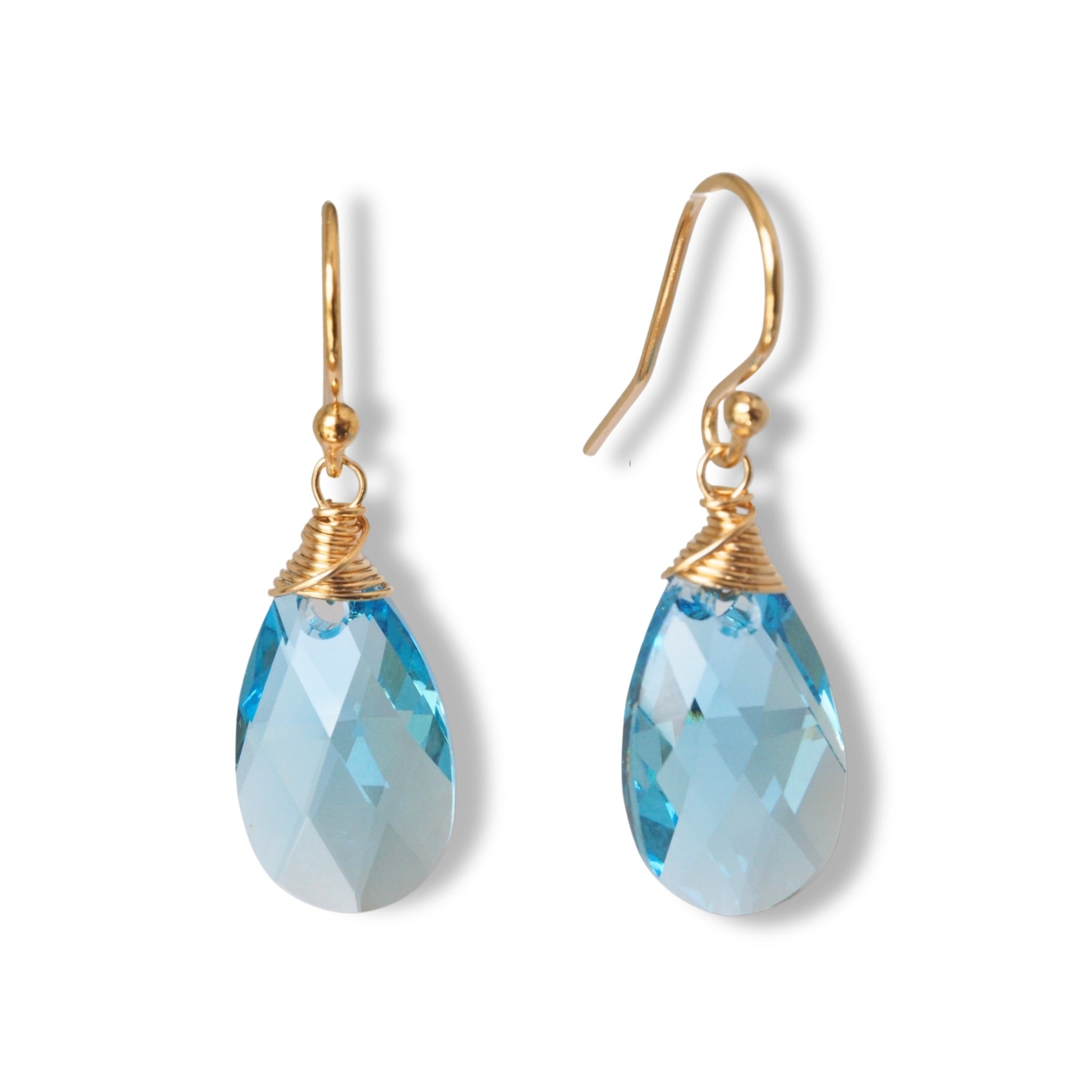 Schitterende oorbellen licht blauwe glaskristallen Oorbellen - Jewels with Flair