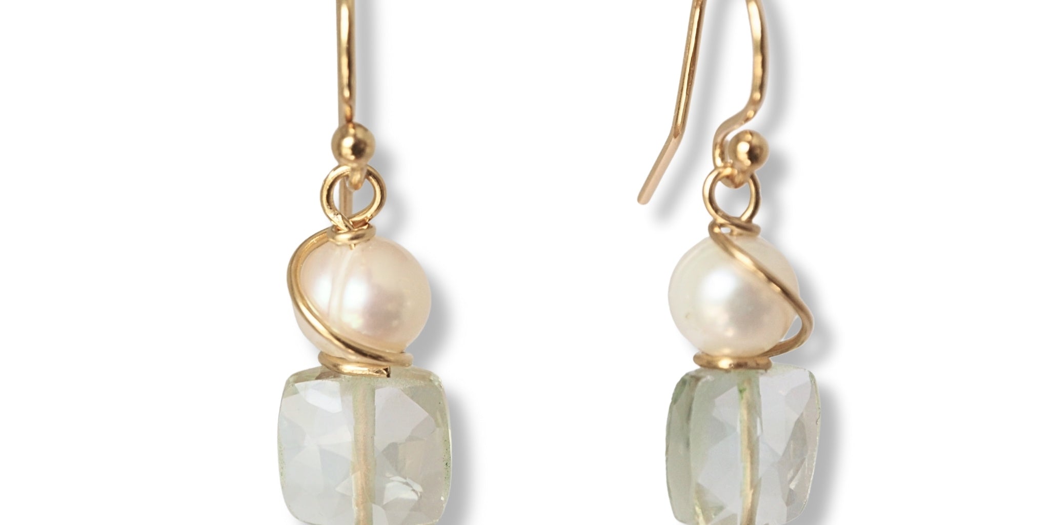 Handgemaakte oorbellen groene amethist met zoetwaterparels in gold filled