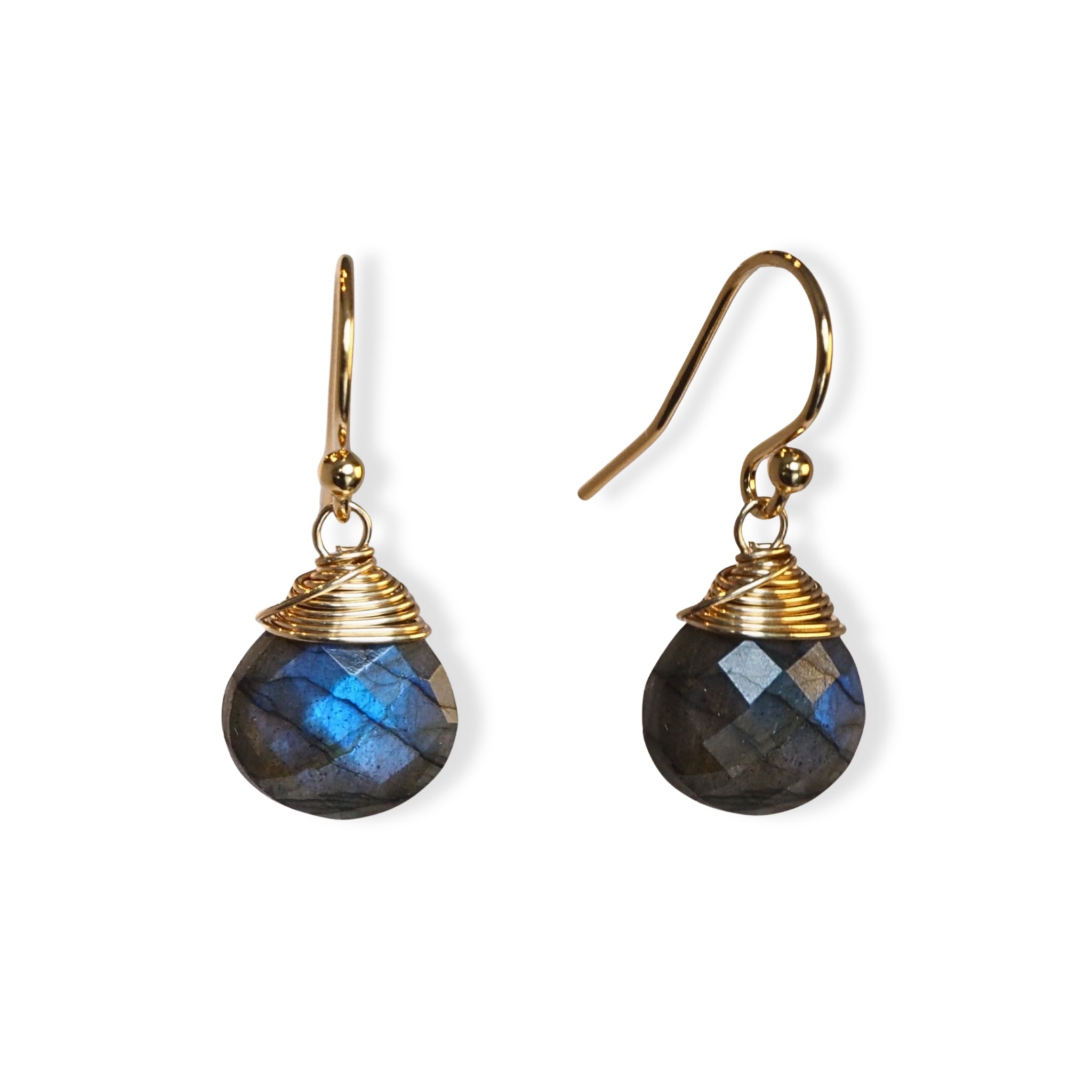 Handgemaakte oorbellen in gold filled met edelsteen labradoriet