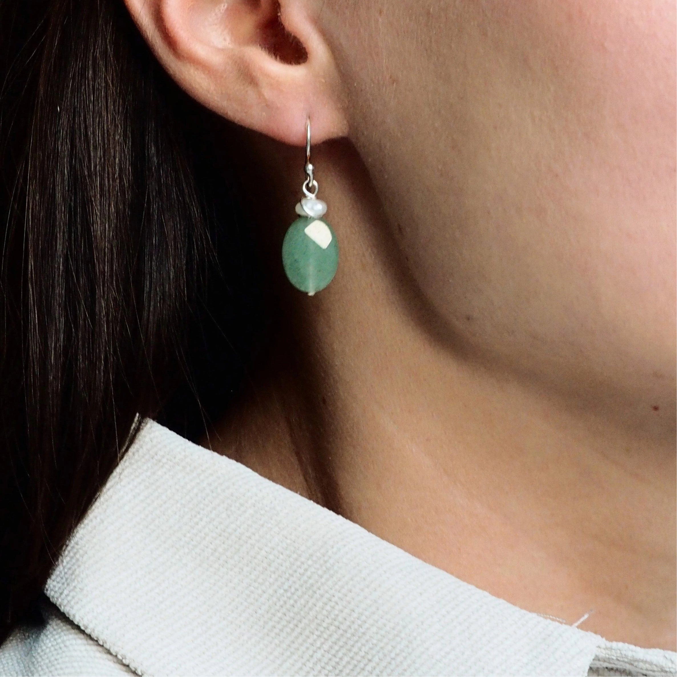 Oorbellen met edelsteen aventurijn en zoetwaterparels