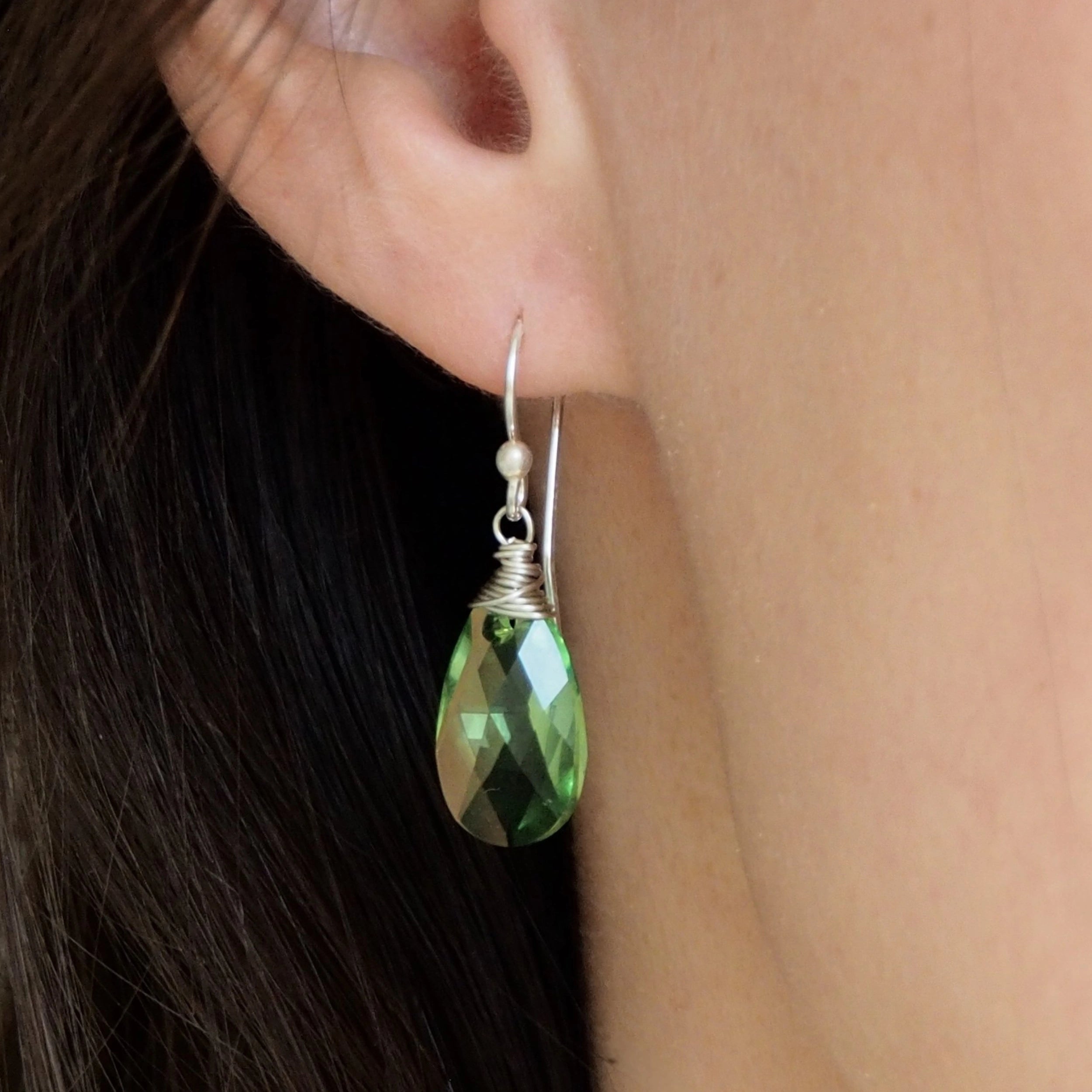 Oorbellen groene druppels van glaskristal