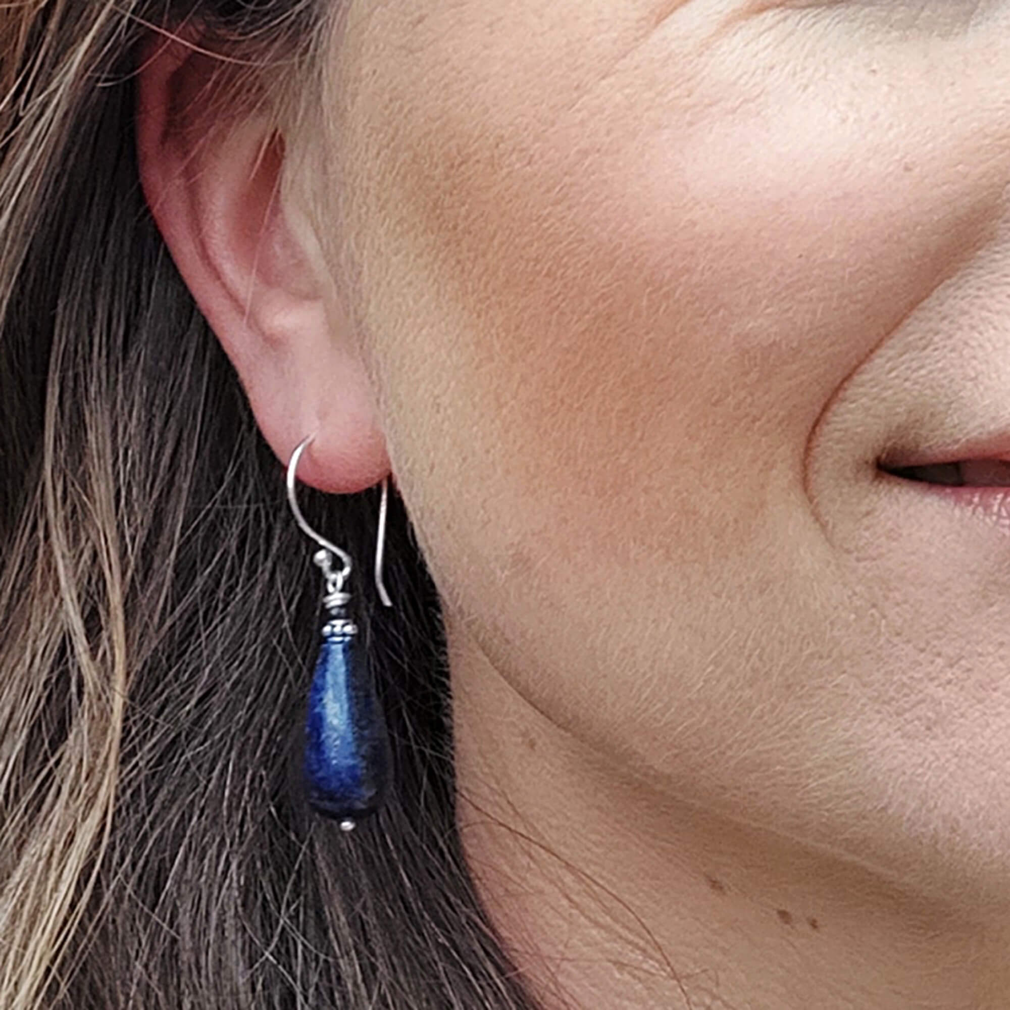 Oorbellen lapis lazuli pegels Oorbellen - Jewels with Flair