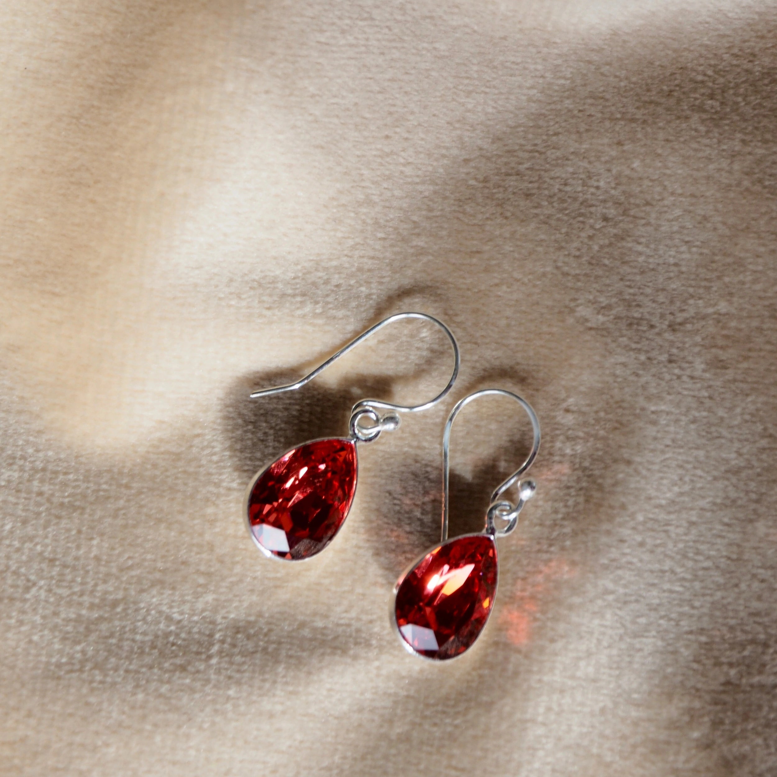 Oorbellen padparadscha druppels perzik rood