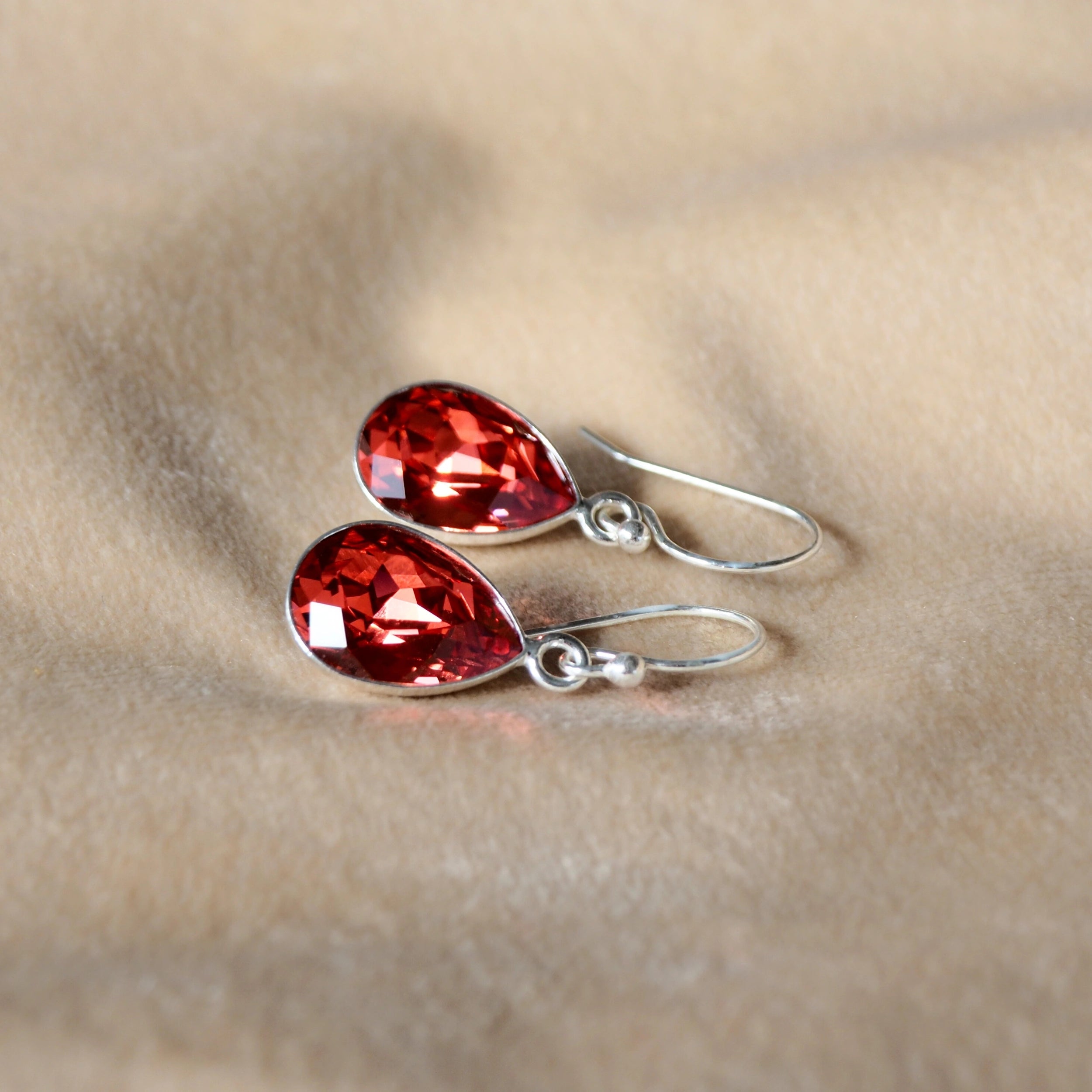 Oorbellen padparadscha druppels perzik rood