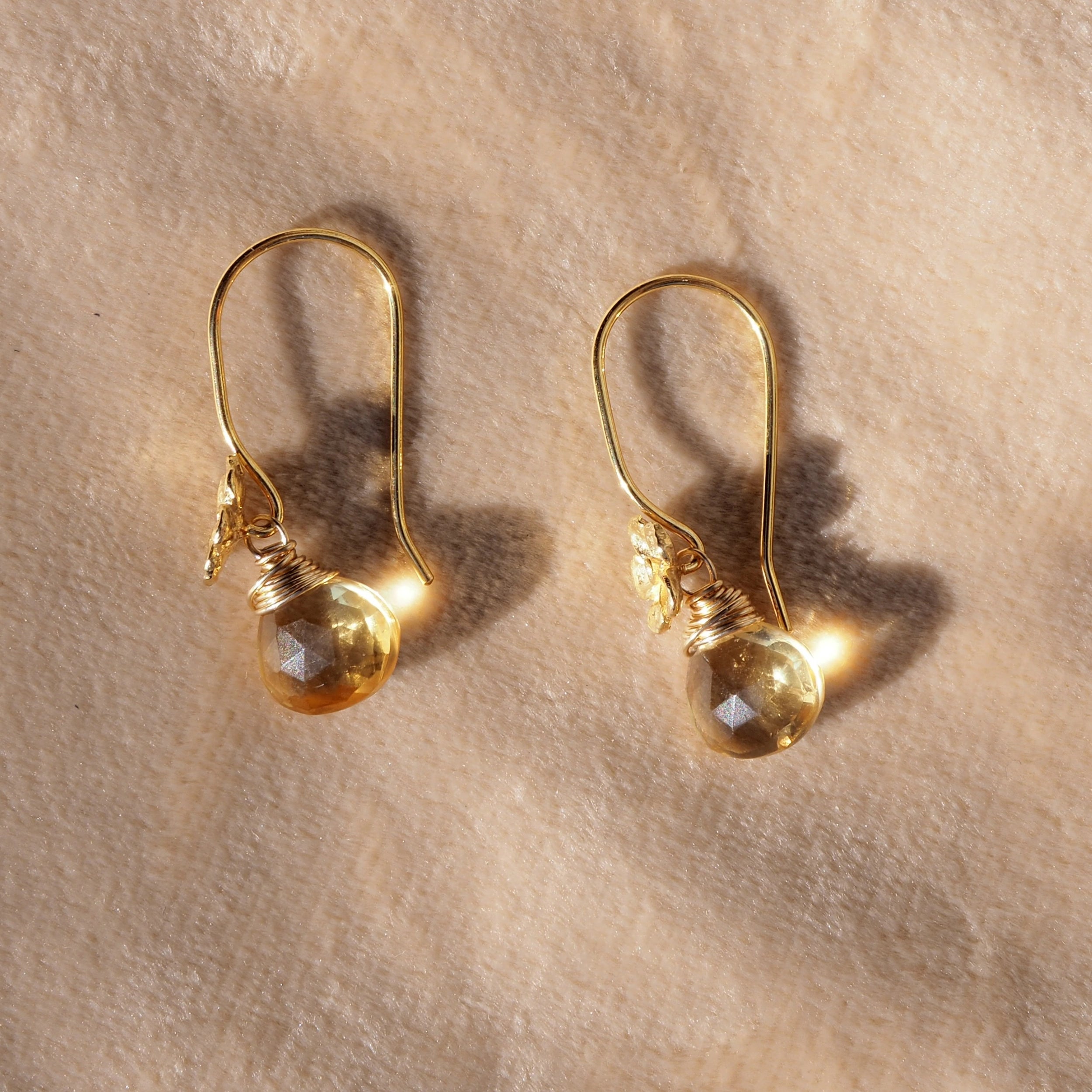 oorbellen bloemen citrien druppels