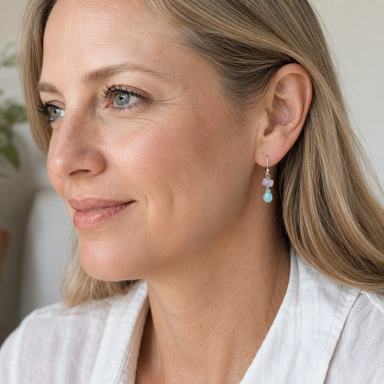 Oorbellen met edelsteen amethist en chalcedoon Oorbellen - Jewels with Flair