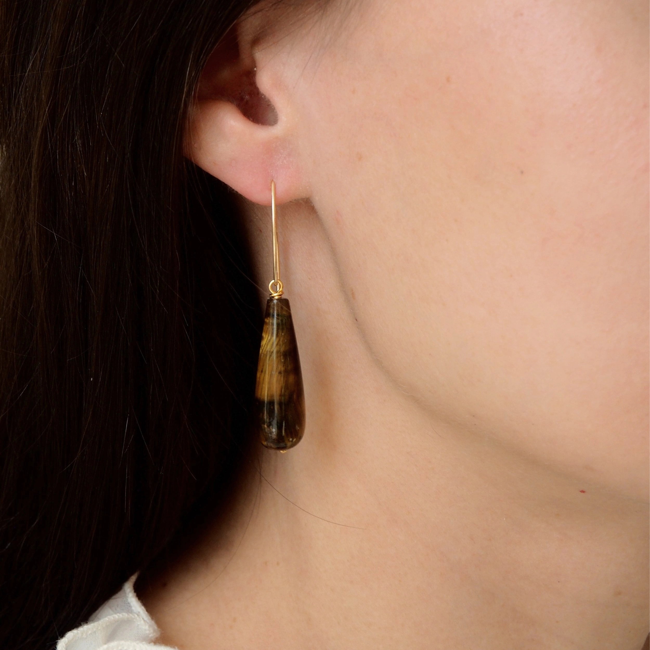 Oorbellen tijgeroog pegels in zilver of goud op zilver