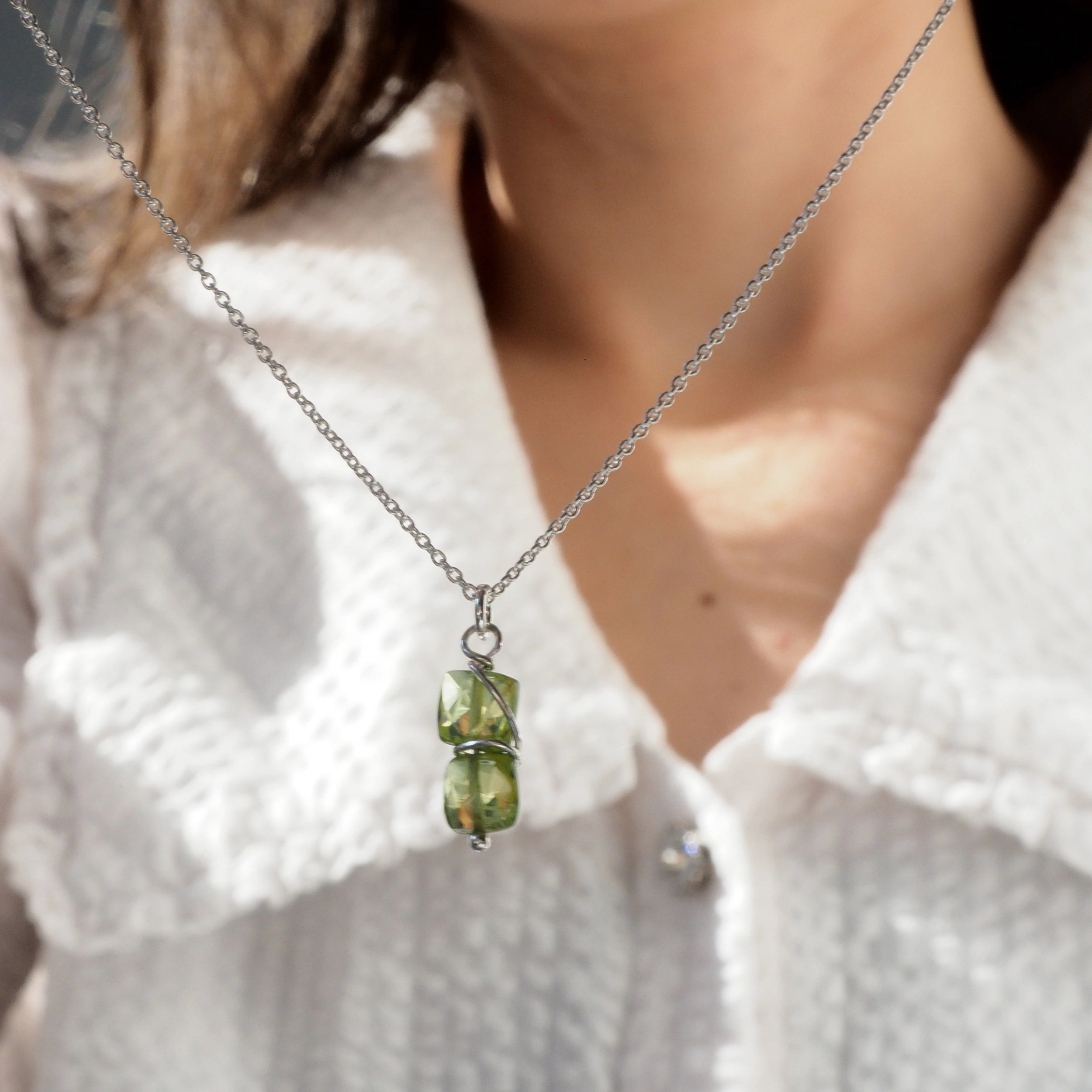 halsketting peridoot, geboortesteen augustus