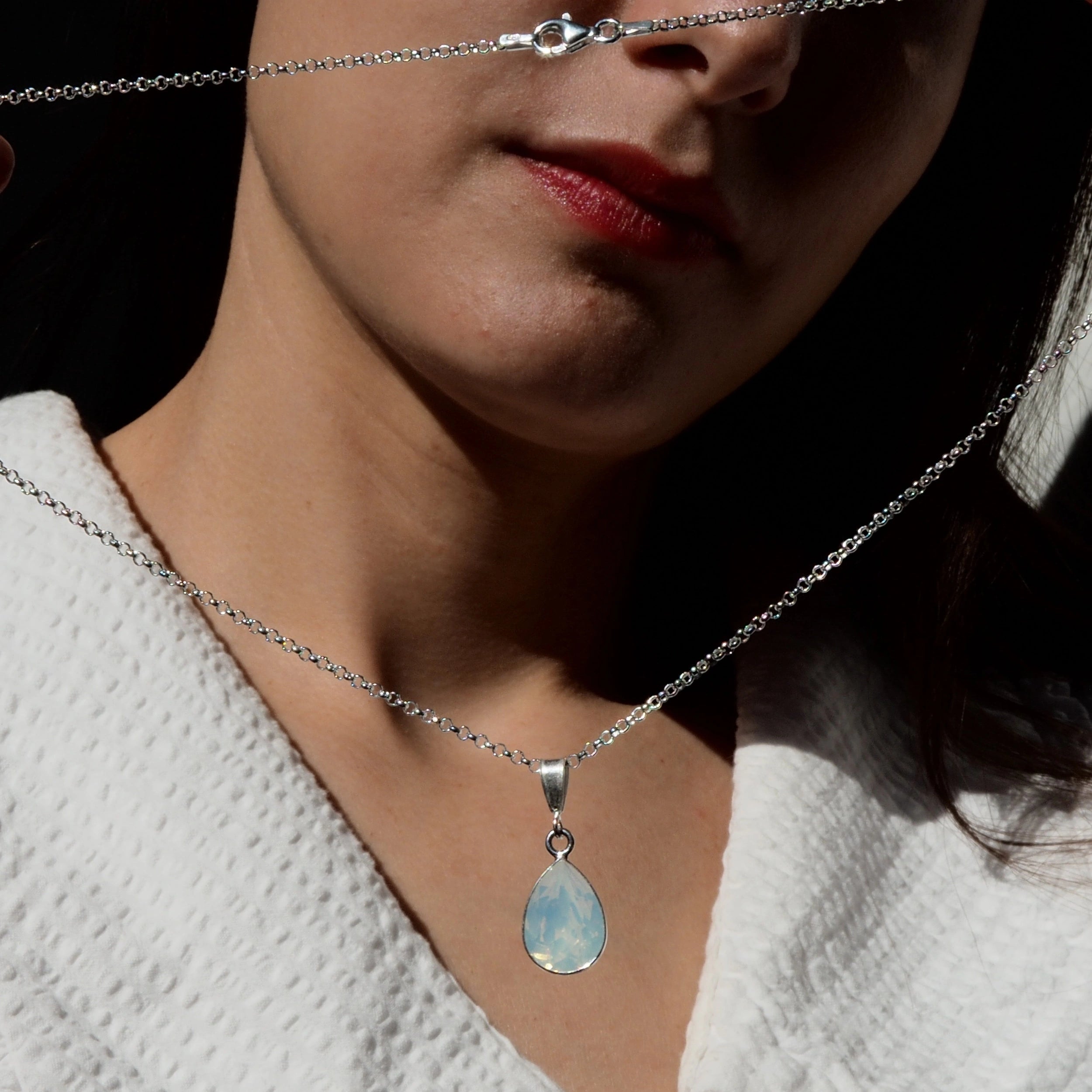 halsketting swarovski druppel zacht wit