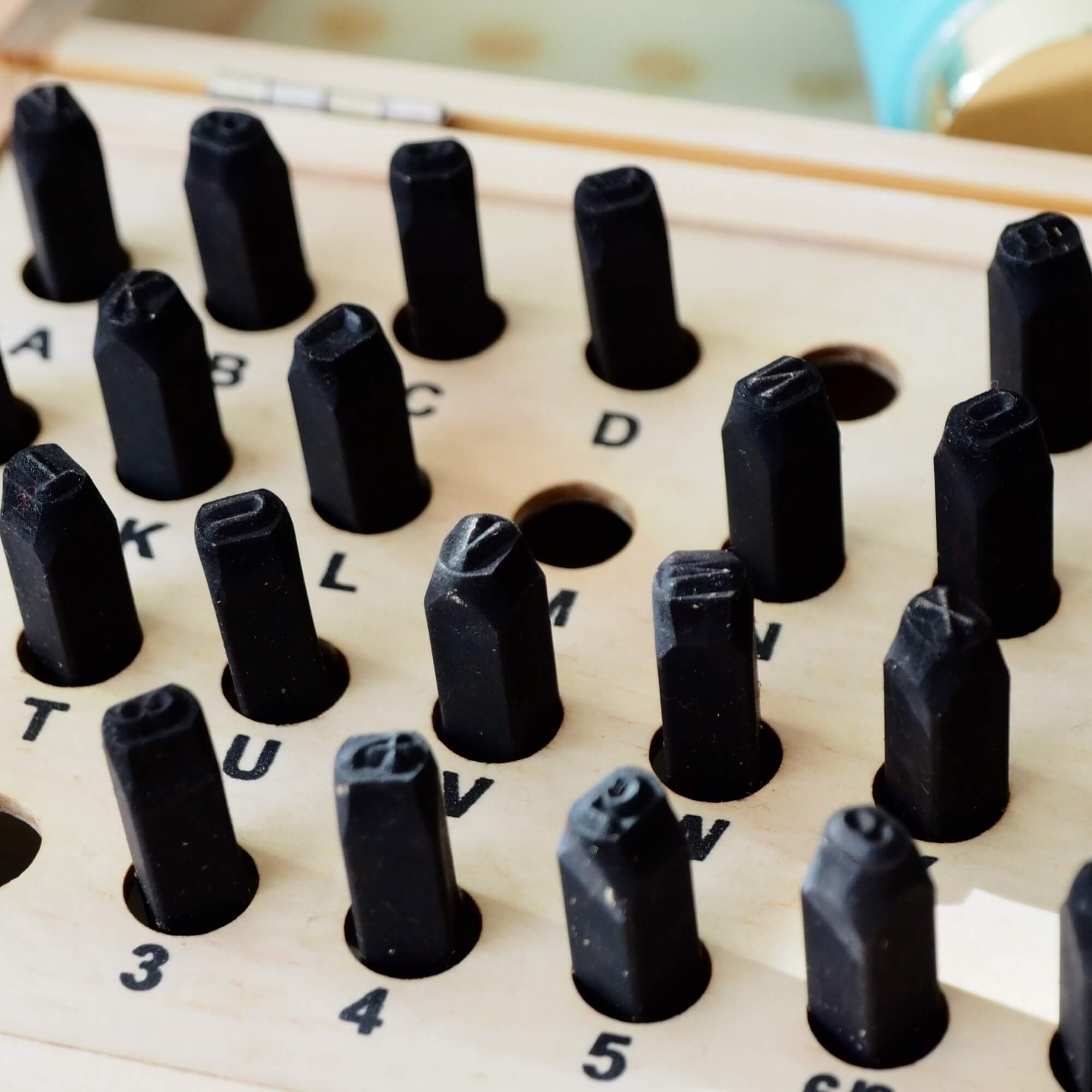 Gepersonaliseerde Ketting met Initiaal en Geboortesteen maatwerk - Jewels with Flair