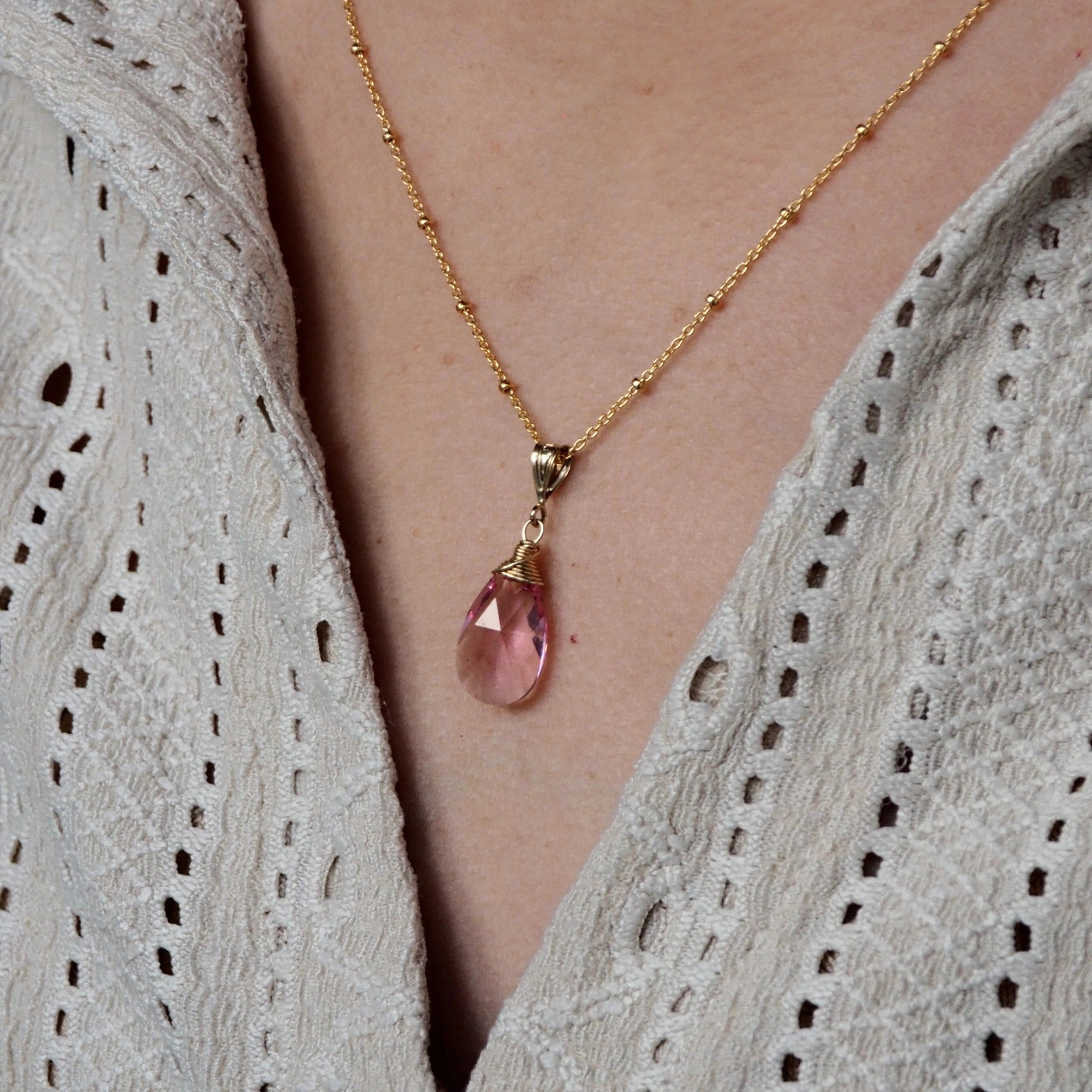 ketting glaskristal druppel roze
