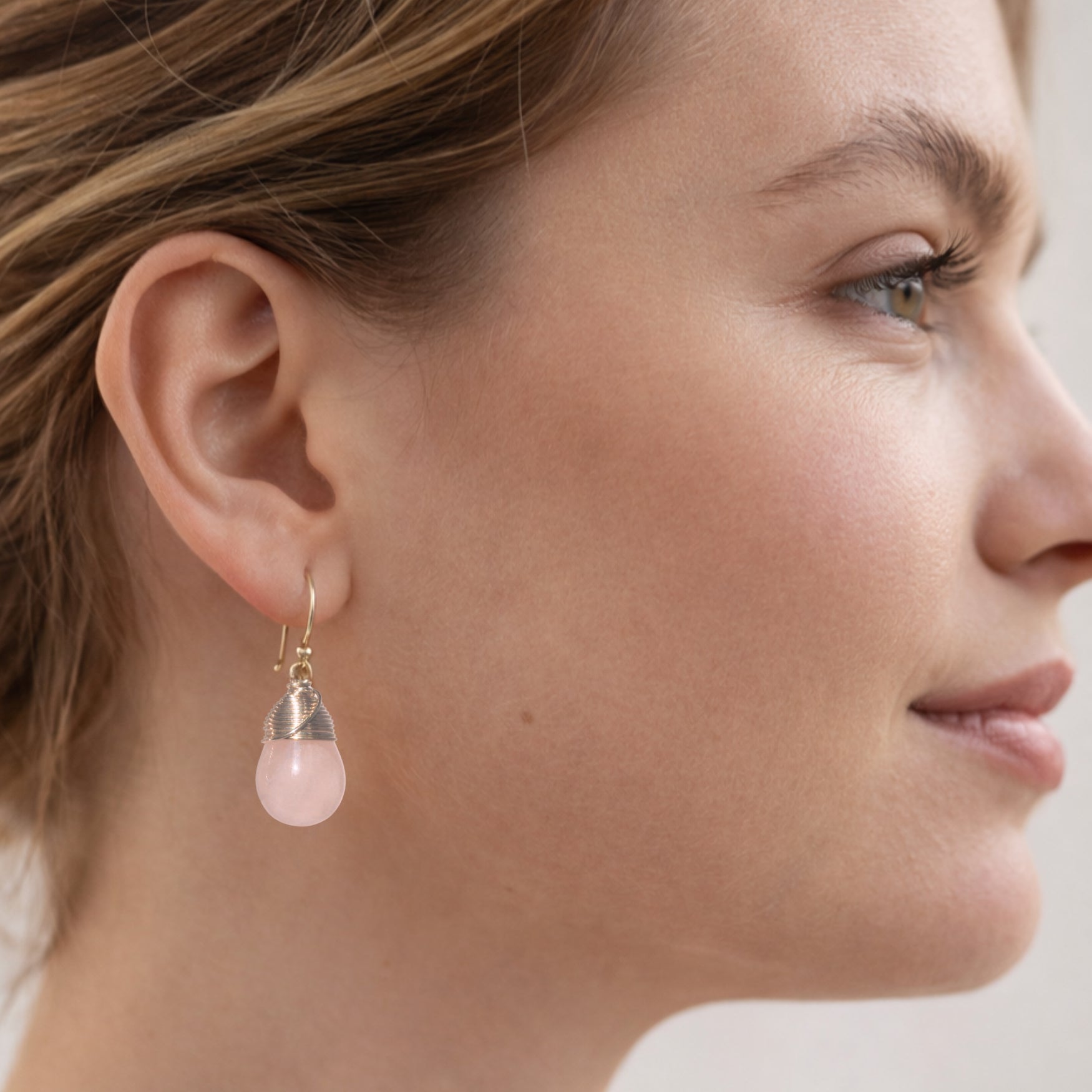 oorbellen edelsteen zilver met stoere rozenkwarts druppels