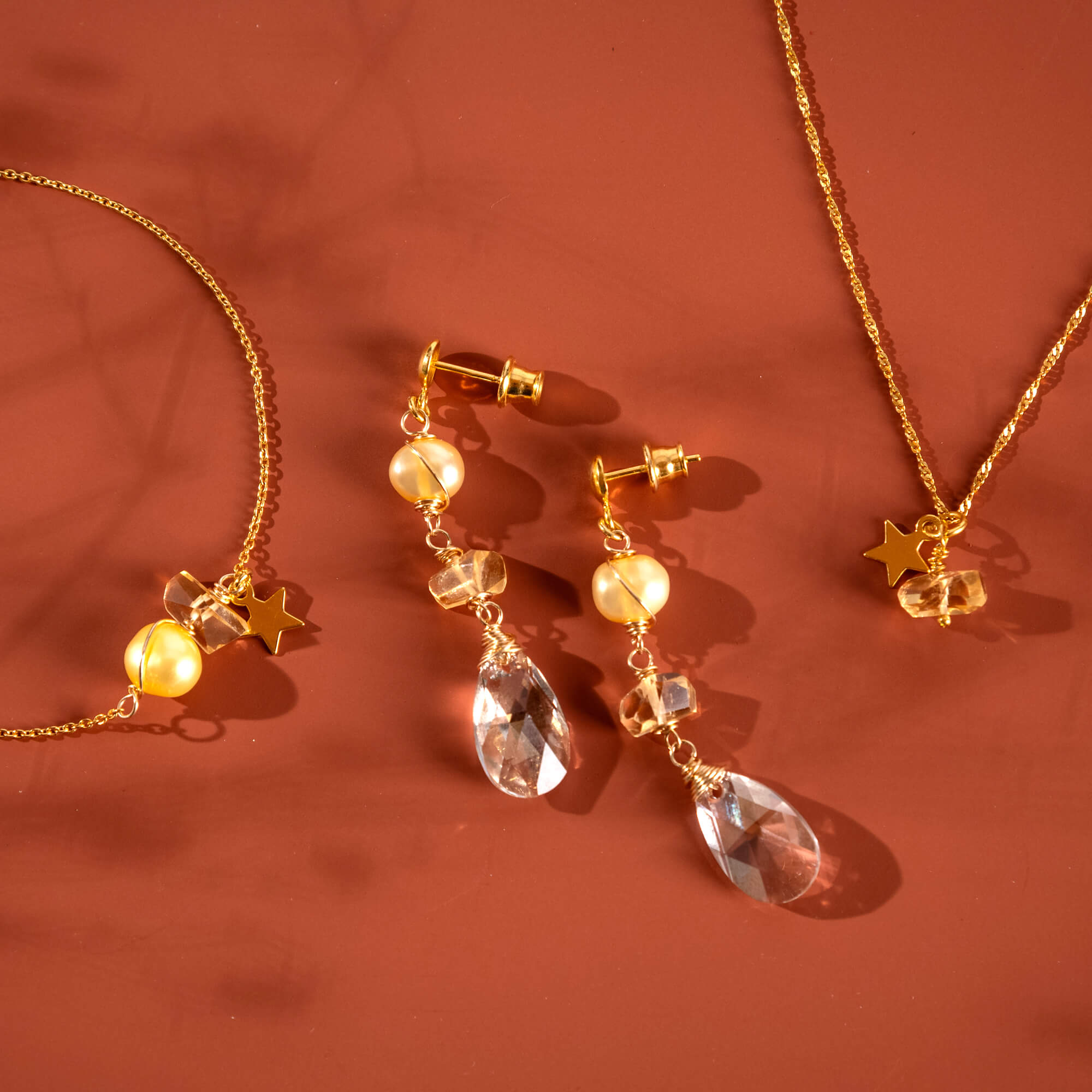 Chique lange oorbellen Citrien, Parels & Swarovski Oorbellen - Jewels with Flair