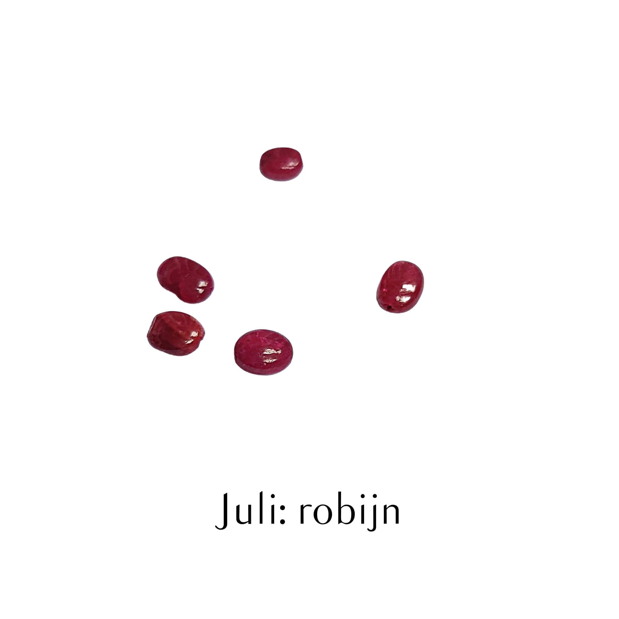 Geboortesteen robijn, één van de keuze om een geboortesteen armband samen te stellen