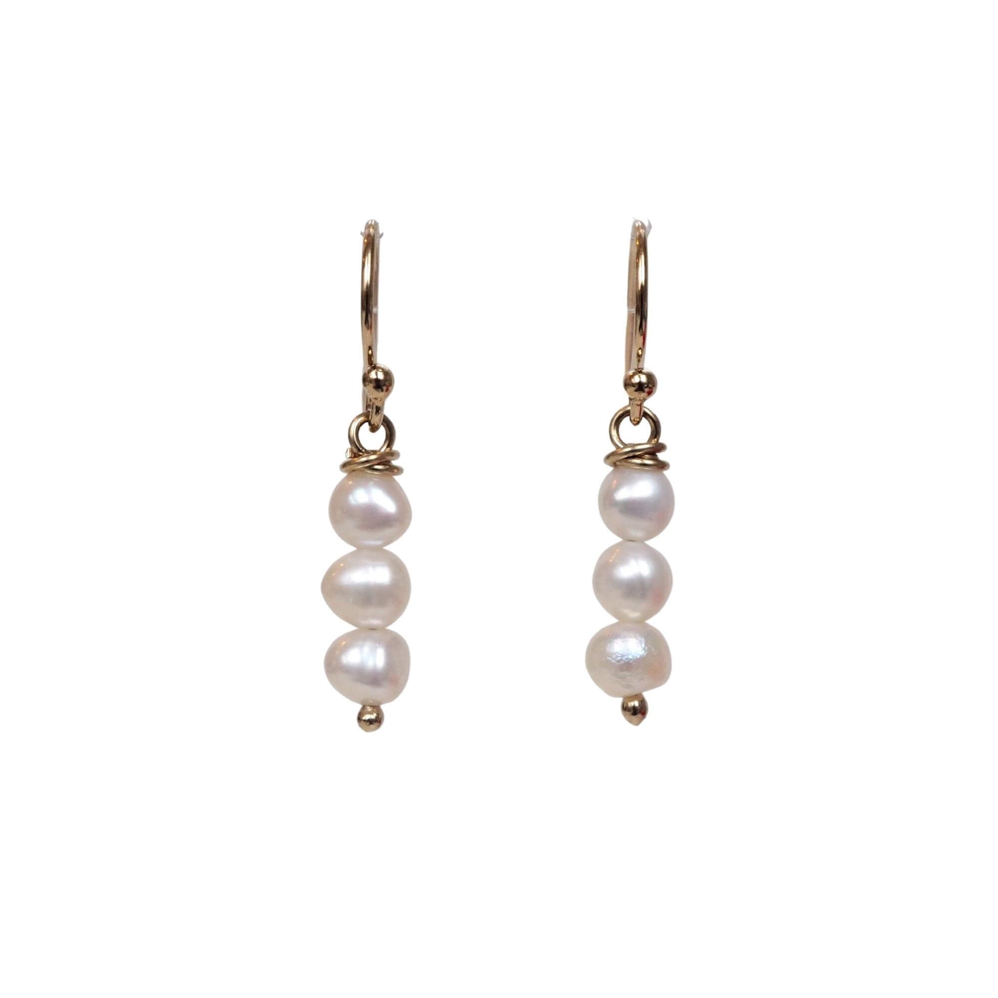 Handgemaakte oorbellen met parel tube