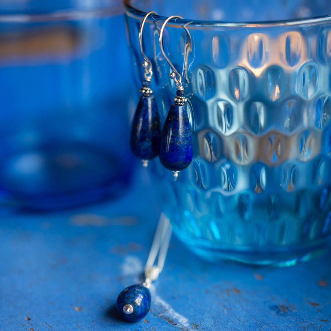 Sieraden set lapis lazuli pegels