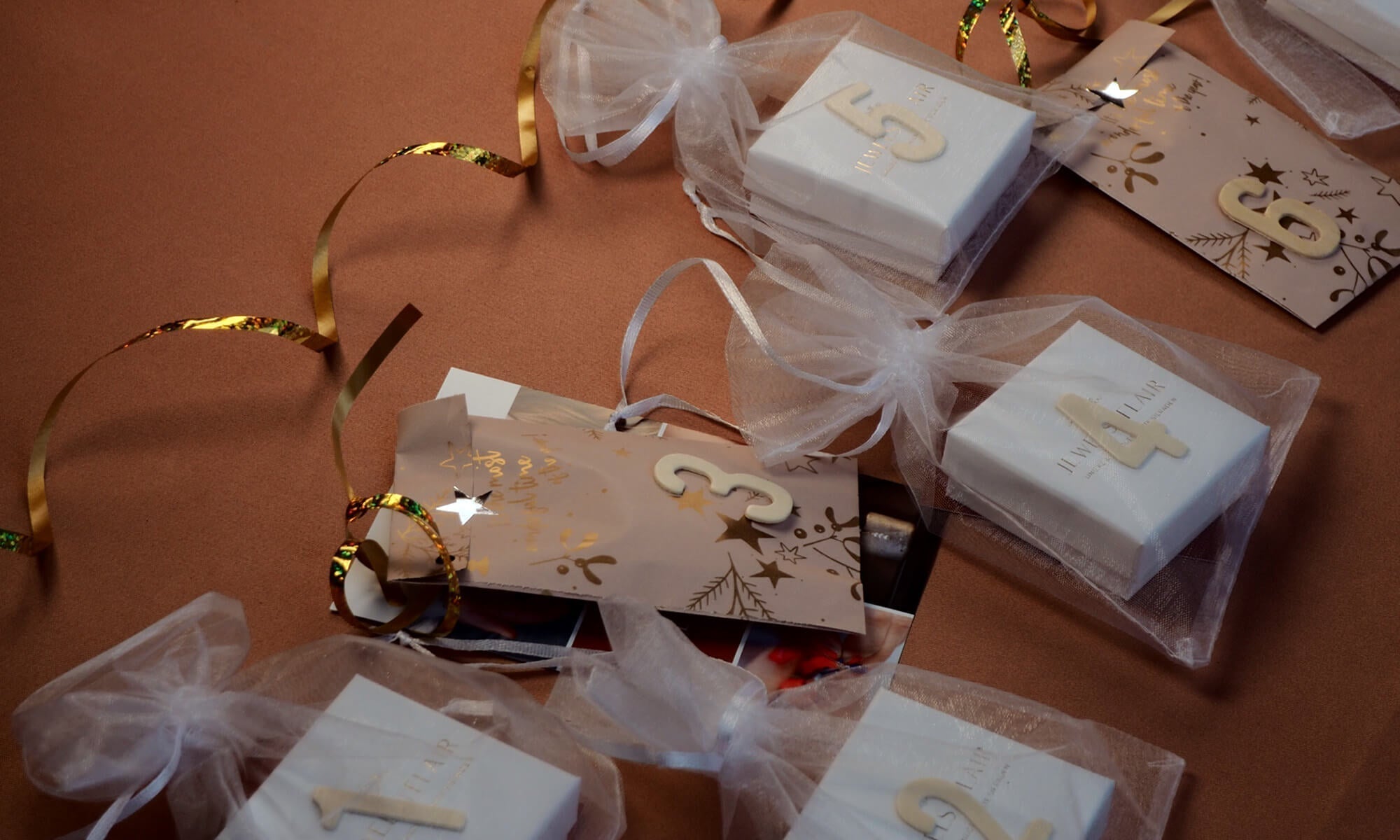 Waar koop ik een adventskalender met sieraden?