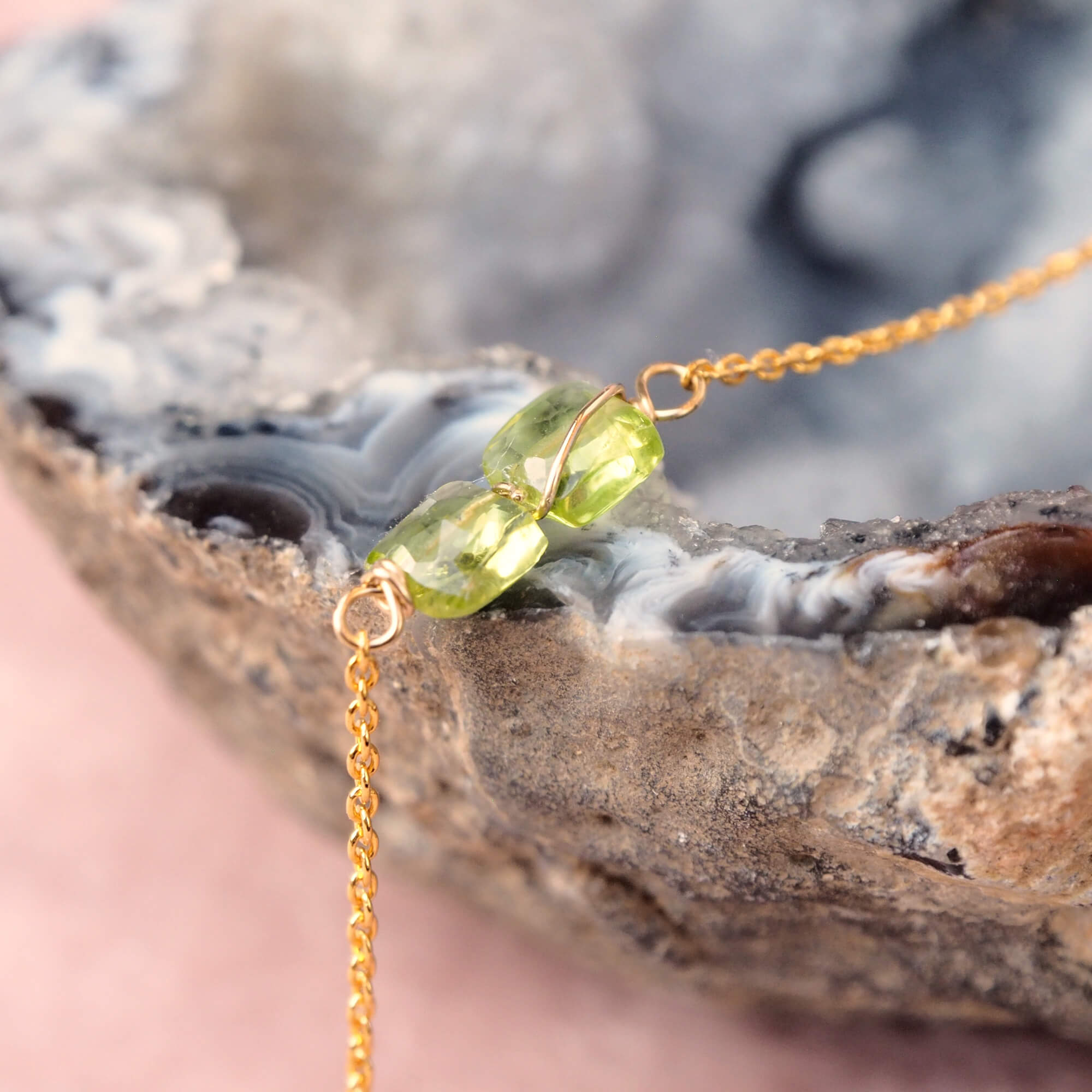 Wat is peridoot en wat is de spirituele betekenis ervan?