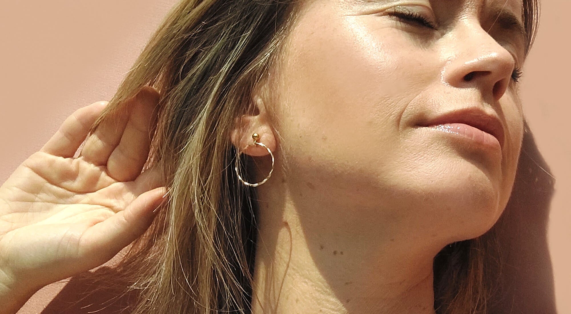 Hoe zorg je voor het onderhoud van verguld sterling zilveren sieraden en wat is het verschil tussen verguld sterling zilver en gold filled sieraden?