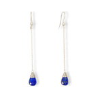 Lange oorbellen met kleine druppels van lapis lazuli Oorbellen - Jewels with Flair