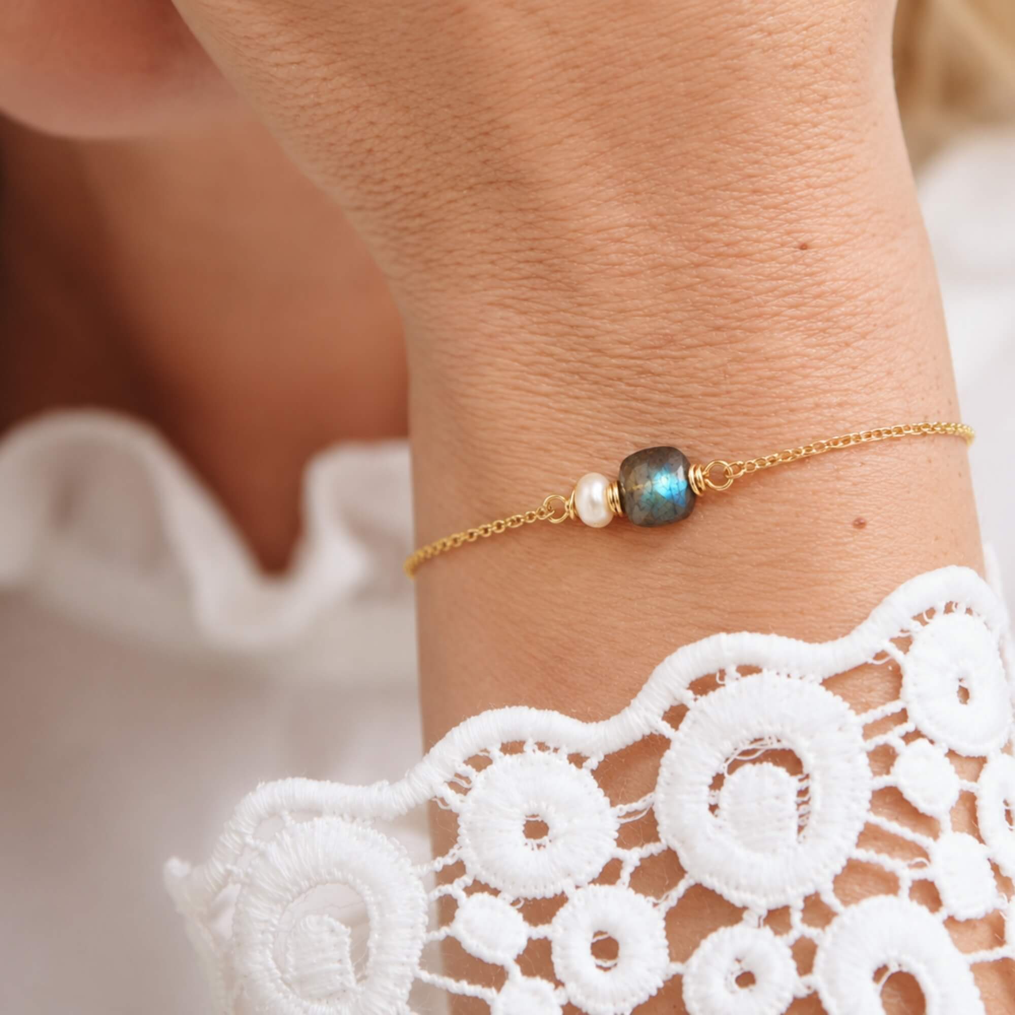 Armband goud met edelsteen labradoriet