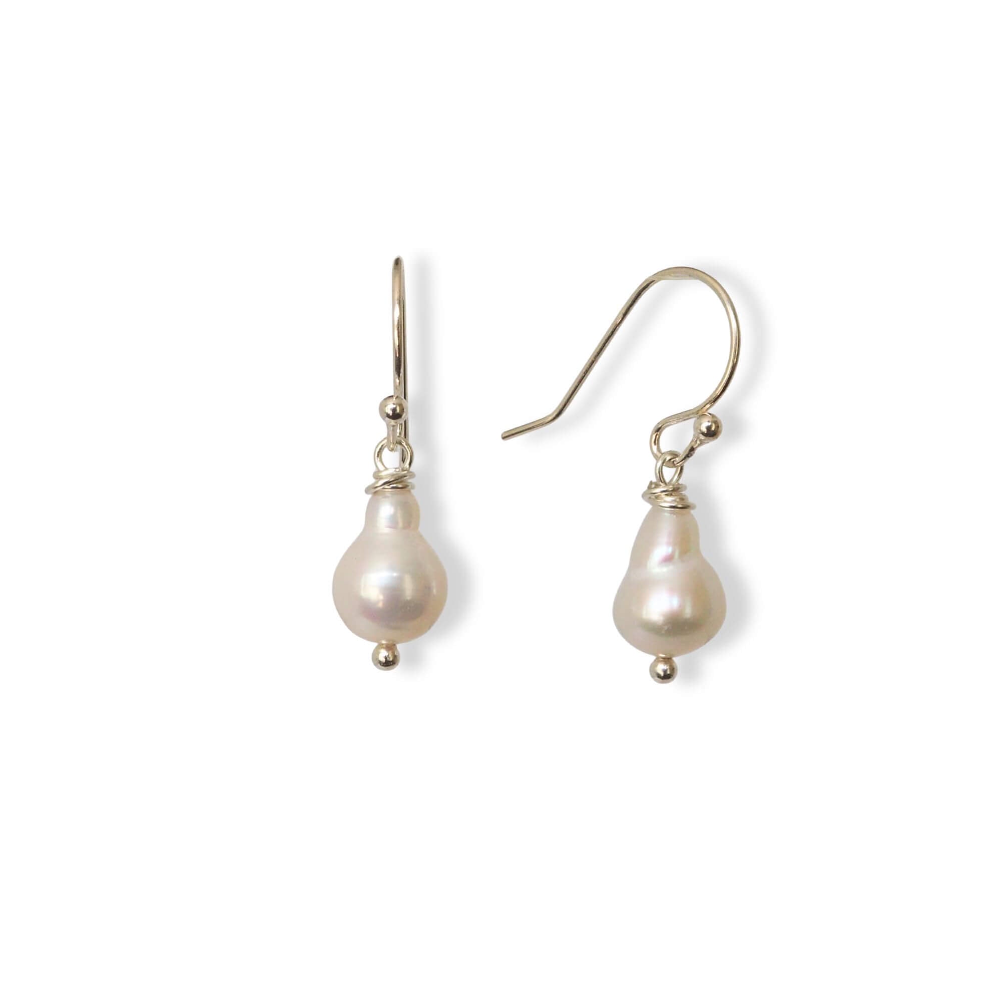 Oorbellen zoetwaterparels in druppel vorm Oorbellen - Jewels with Flair