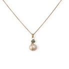 Handgemaakte ketting met edelsteen opaal en zoetwaterparel hanger  - Jewels with Flair