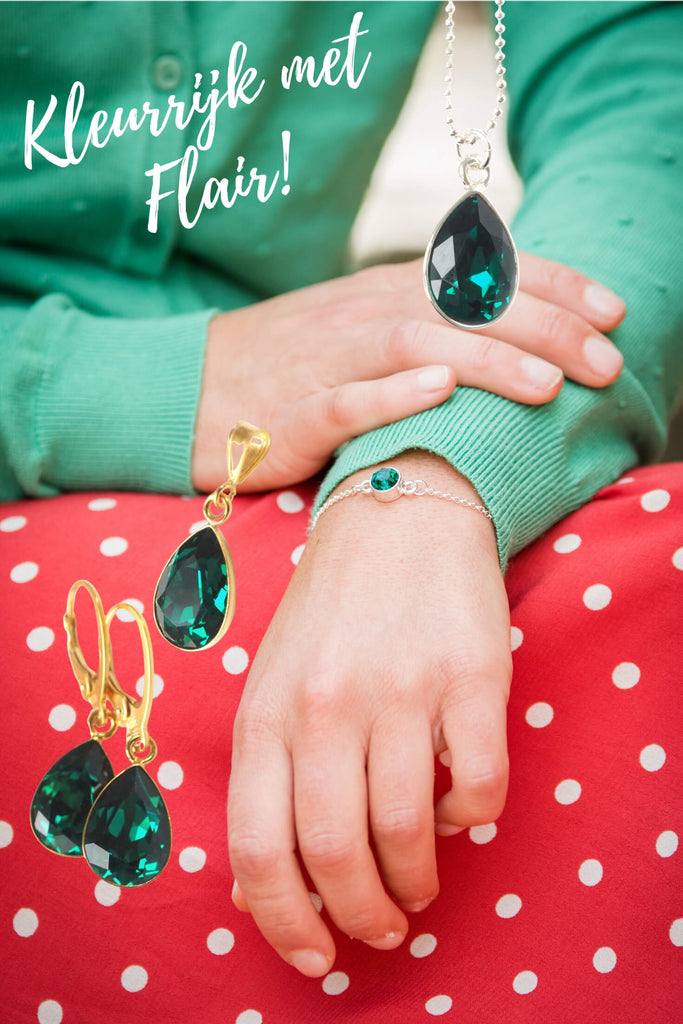 Handgemaakte sieraden in groen van swarovski Elements. Bling bling sieraden. 